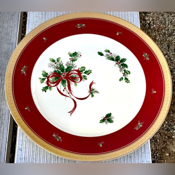 Vintage Discontinued Mikasa PALATIAL HOLLY GOLD Holiday Trim Cake Serving Plate - Picture 9 of 10